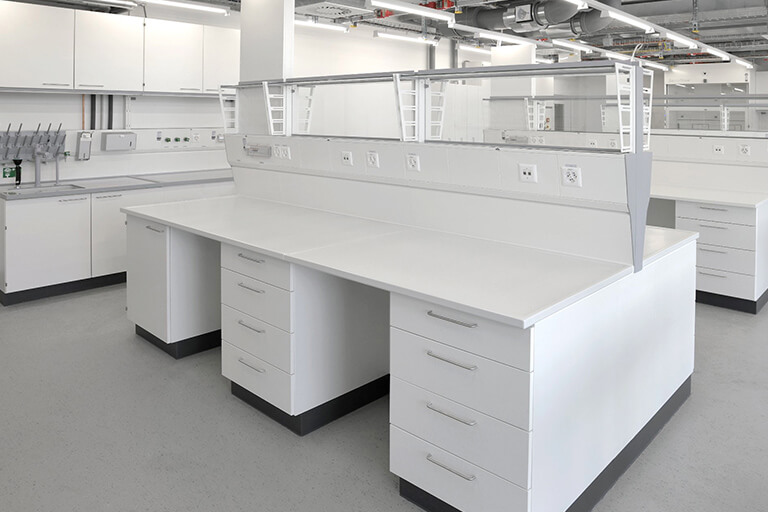 lab bench supplier malaysia